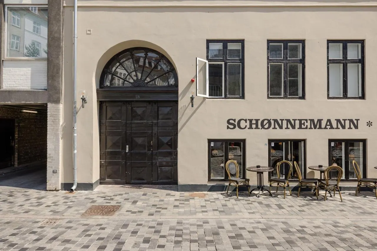 Stylish 4 Bedroom Apartment In Cph City Copenhagen 0*,  Denmark