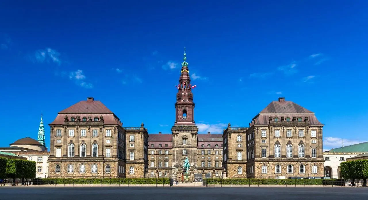 Stylish 4 Bedroom Apartment In Cph City Copenhagen