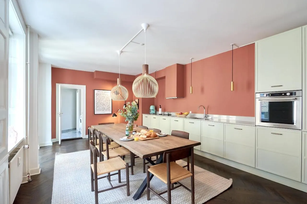Stylish 4 Bedroom Apartment In Cph City Копенгаген