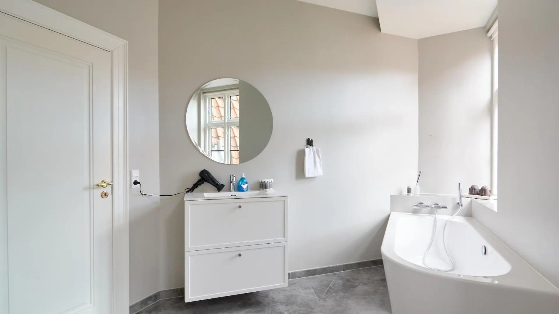 Stylish 4 Bedroom Apartment In Cph City Copenhagen