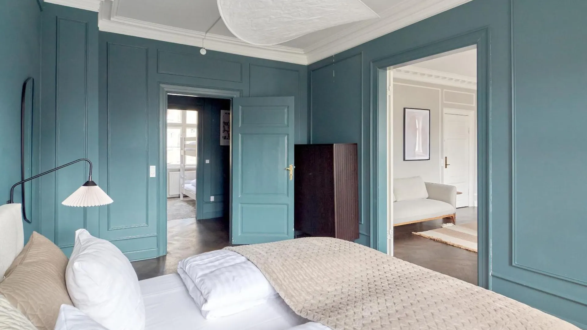 Stylish 4 Bedroom Apartment In Cph City Копенгаген