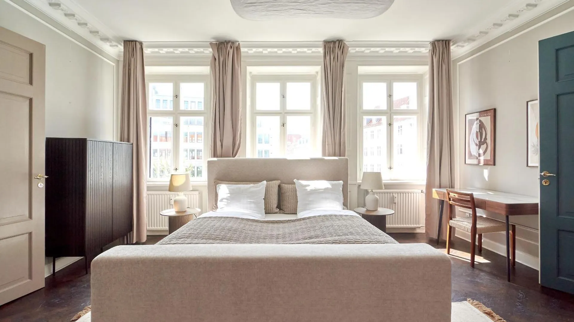 Stylish 4 Bedroom Apartment In Cph City Копенгаген