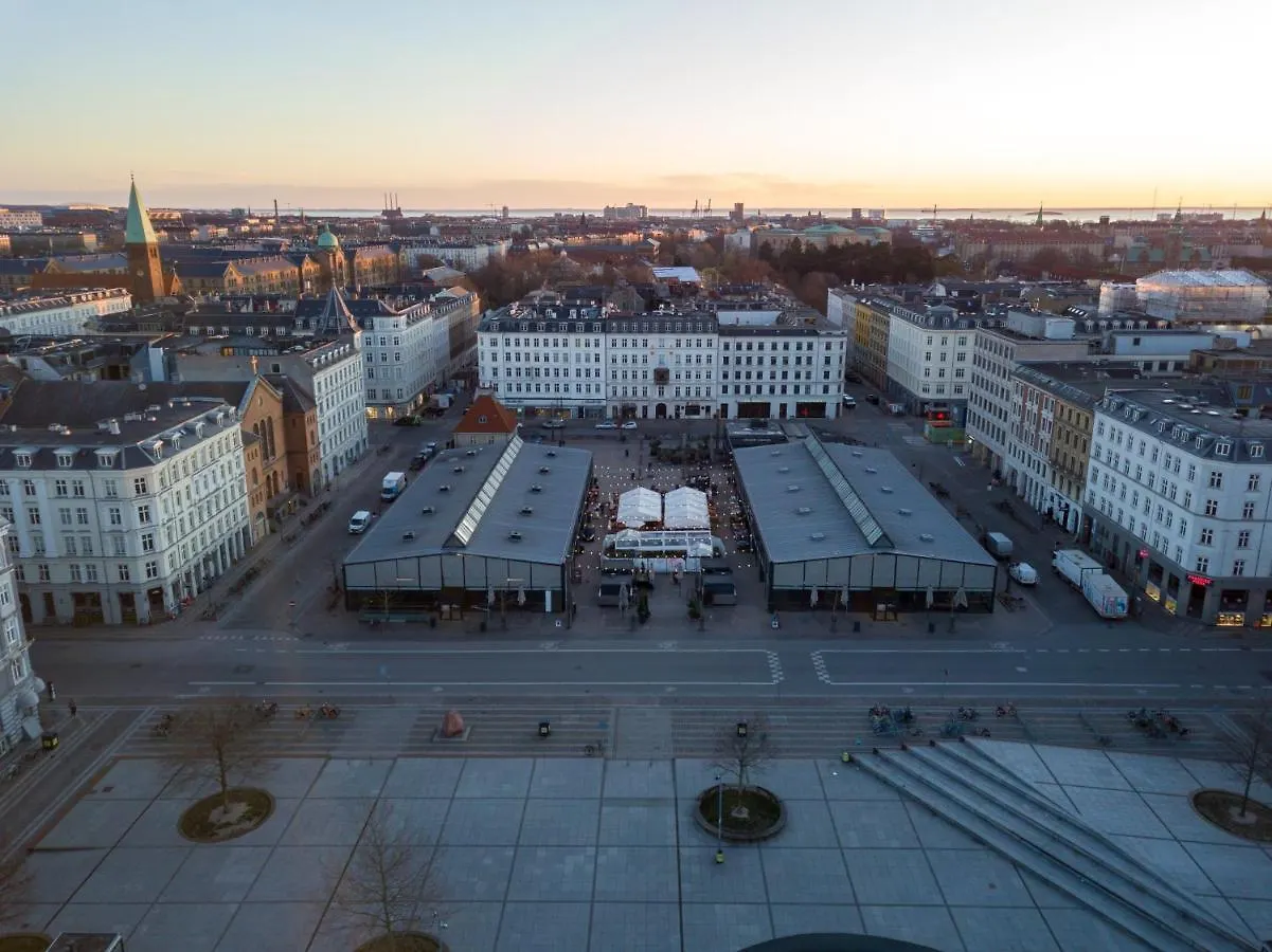 Stylish 4 Bedroom Apartment In Cph City Copenhagen 0*,